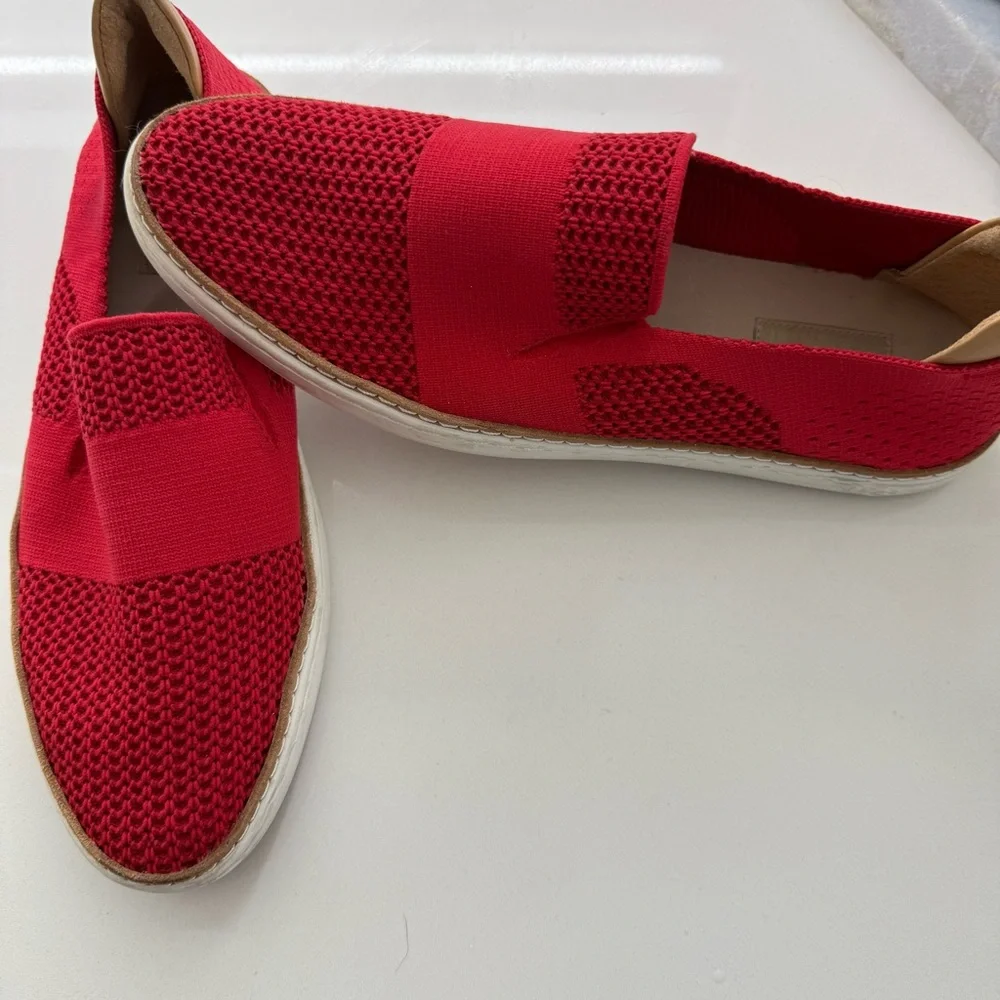 Ugg Sammy Slip On Knit Sneaker Red Casual Size 9